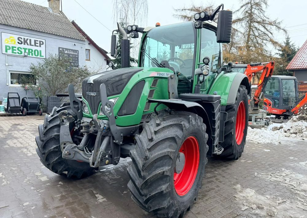 Fendt 714 Vario Profi - 장궤형 트랙터 : 사진 5 Fendt 714 Vario Profi - 장궤형 트랙터 : 사진 5