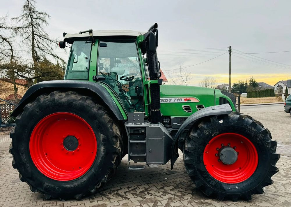 Fendt 718 Vario TMS - 장궤형 트랙터 : 사진 2 Fendt 718 Vario TMS - 장궤형 트랙터 : 사진 2