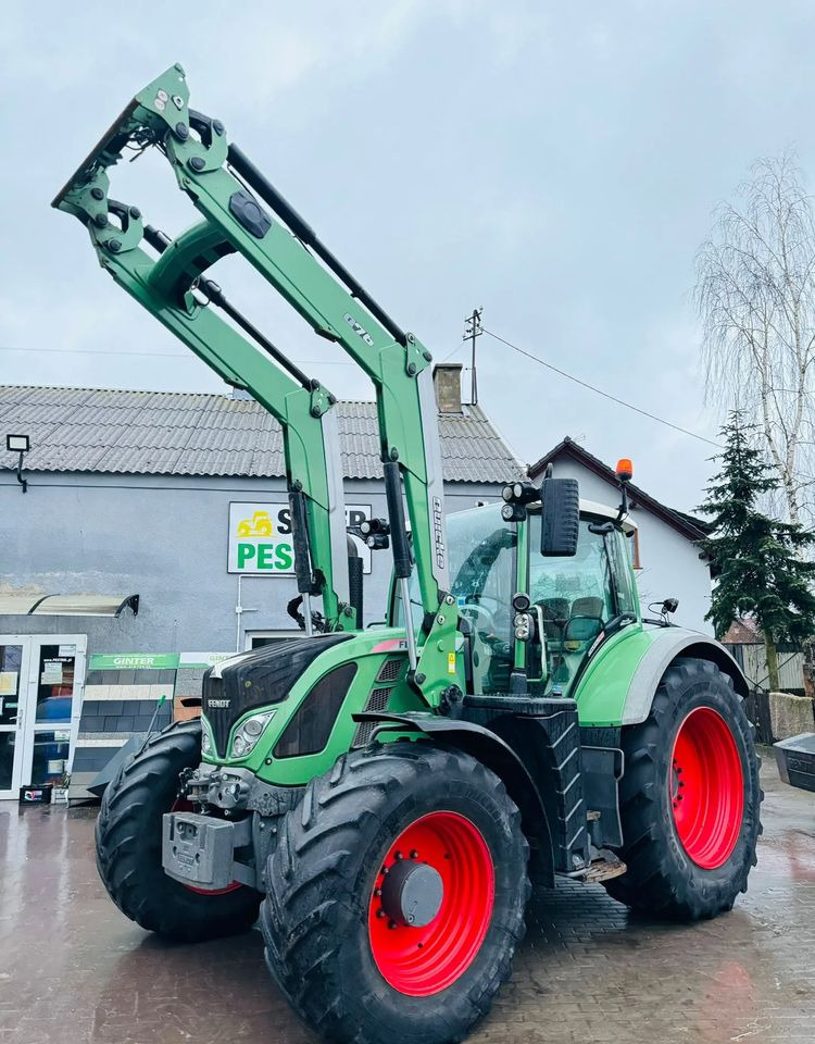 Fendt 724 - 장궤형 트랙터 : 사진 1 Fendt 724 - 장궤형 트랙터 : 사진 1