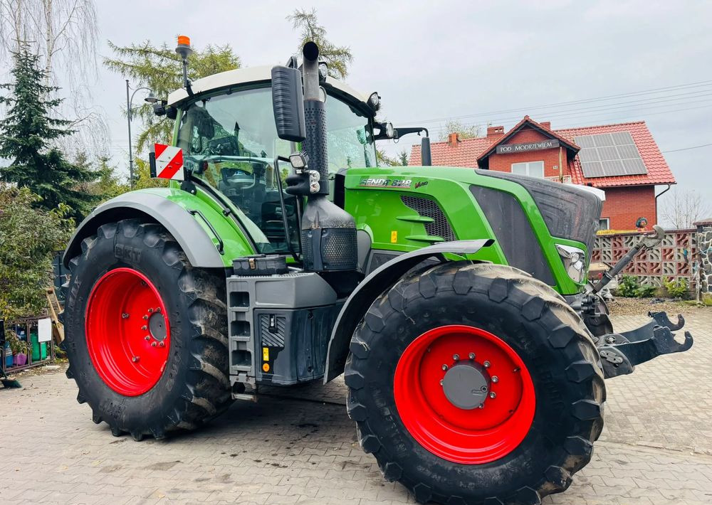 Fendt 828 Vario Profi - 장궤형 트랙터 : 사진 4 Fendt 828 Vario Profi - 장궤형 트랙터 : 사진 4