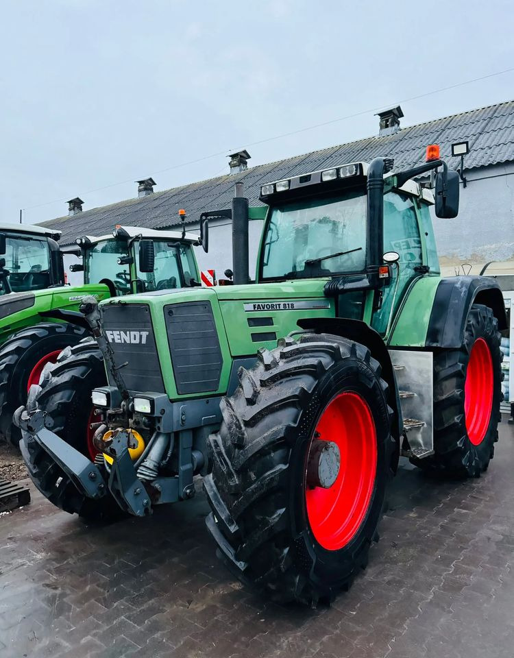 Fendt Favorit 818 - 장궤형 트랙터 : 사진 1 Fendt Favorit 818 - 장궤형 트랙터 : 사진 1