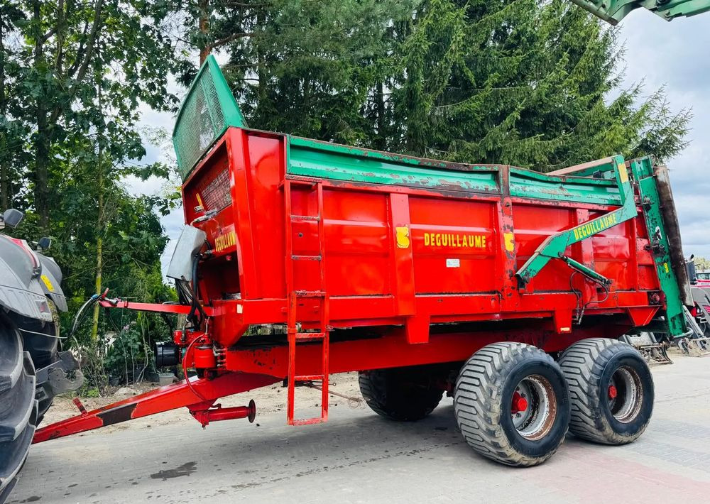 Inny Deguillaume - 퇴비 스프레더 : 사진 1 Inny Deguillaume - 퇴비 스프레더 : 사진 1