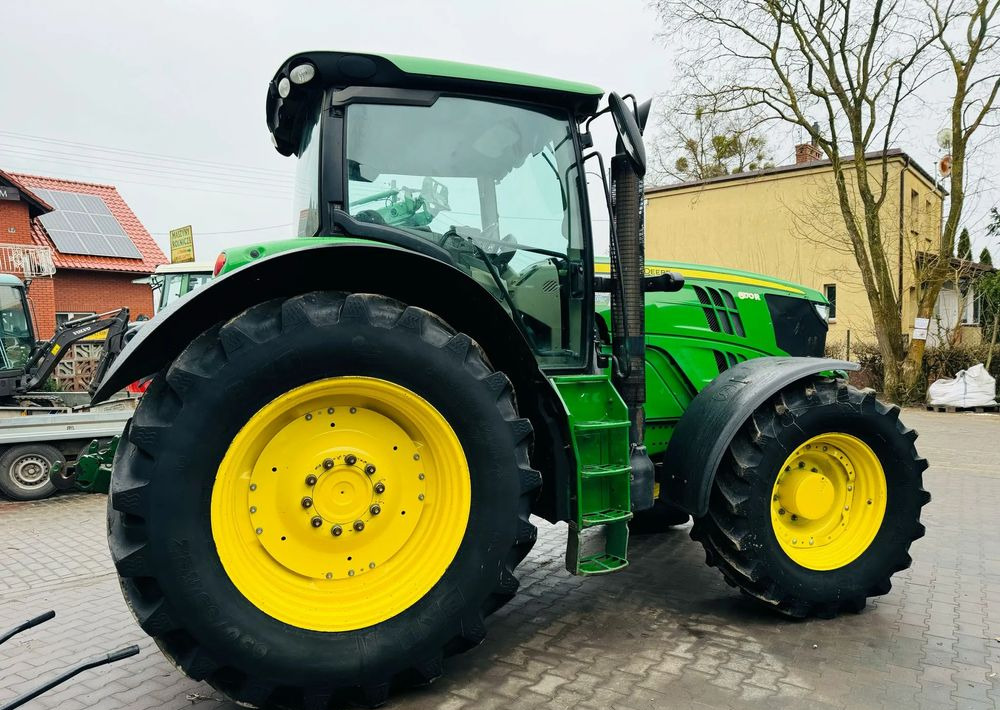 John Deere 6170R - 장궤형 트랙터 : 사진 3 John Deere 6170R - 장궤형 트랙터 : 사진 3