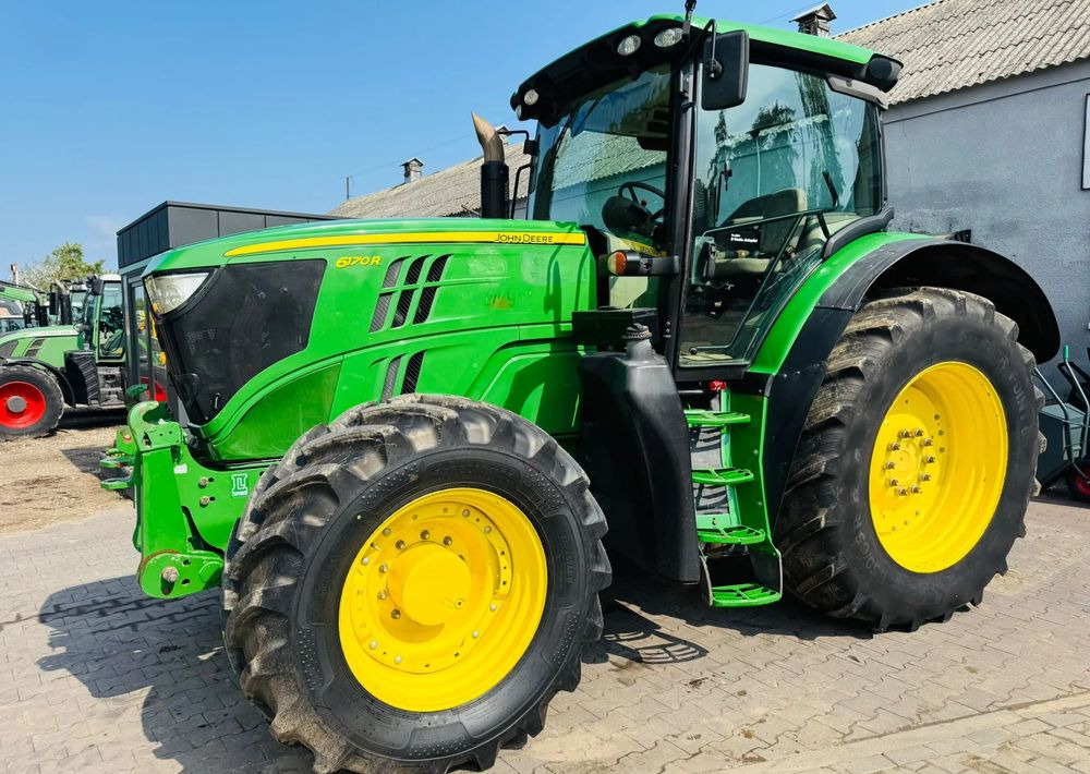 John Deere 6170R - 장궤형 트랙터 : 사진 1 John Deere 6170R - 장궤형 트랙터 : 사진 1