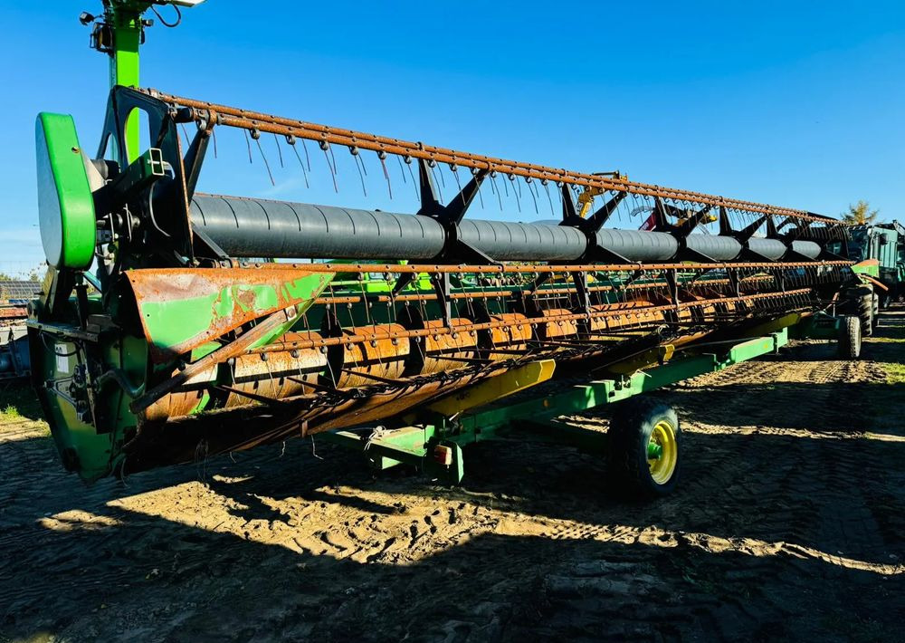 John Deere 630R - 목초수확기 부착물 : 사진 3 John Deere 630R - 목초수확기 부착물 : 사진 3