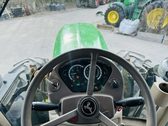 John Deere 7530 PREMIUM - 장궤형 트랙터 : 사진 5 John Deere 7530 PREMIUM - 장궤형 트랙터 : 사진 5