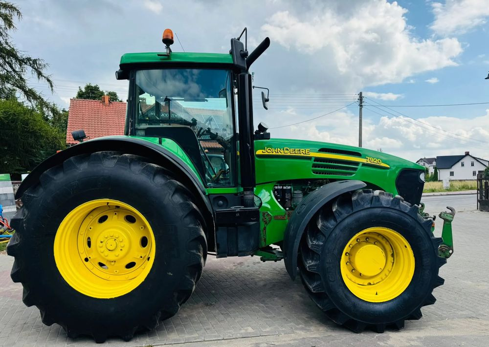 John Deere 7920 - 장궤형 트랙터 : 사진 4 John Deere 7920 - 장궤형 트랙터 : 사진 4
