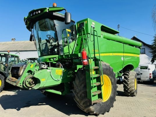 John Deere S660I - 목초수확기 : 사진 2 John Deere S660I - 목초수확기 : 사진 2