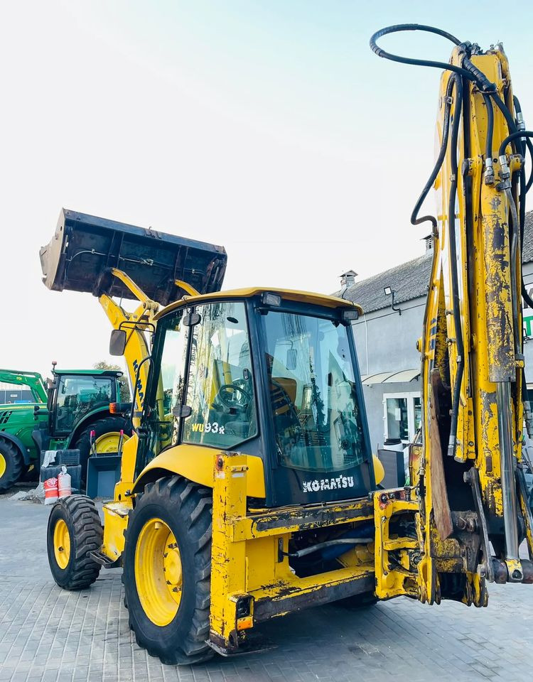 Komatsu WB93R - 백호 로더 : 사진 5 Komatsu WB93R - 백호 로더 : 사진 5