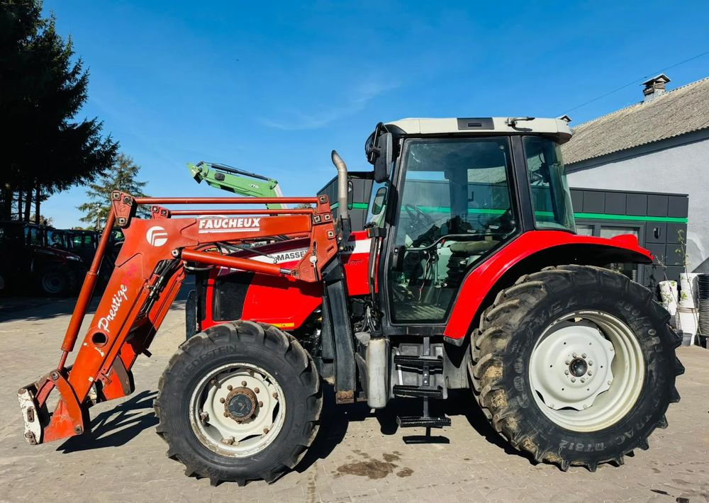 Massey Ferguson 5445 Dyna 4 - 장궤형 트랙터 : 사진 1 Massey Ferguson 5445 Dyna 4 - 장궤형 트랙터 : 사진 1