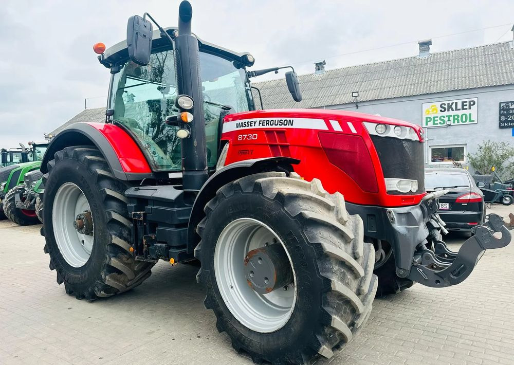 Massey Ferguson 8680 Dyna-VT - 장궤형 트랙터 : 사진 2 Massey Ferguson 8680 Dyna-VT - 장궤형 트랙터 : 사진 2