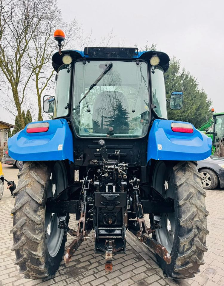 리스  New Holland T5.115 New Holland T5.115 : 사진 8