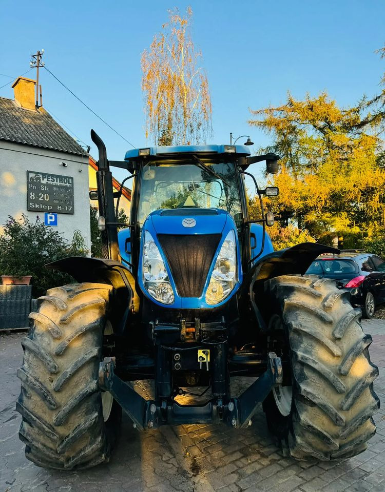 New Holland T7030 - 장궤형 트랙터 : 사진 2 New Holland T7030 - 장궤형 트랙터 : 사진 2