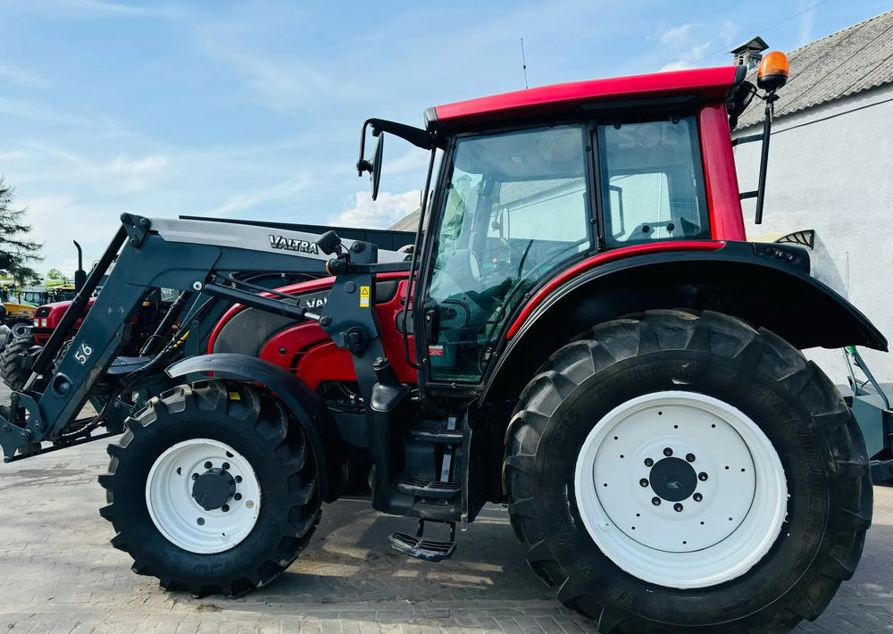 Valtra N101 - 장궤형 트랙터 : 사진 4 Valtra N101 - 장궤형 트랙터 : 사진 4
