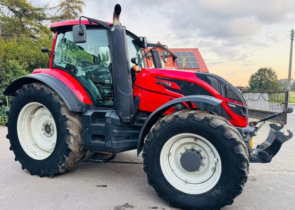 Valtra T214 ACTIVE - 장궤형 트랙터 : 사진 4 Valtra T214 ACTIVE - 장궤형 트랙터 : 사진 4