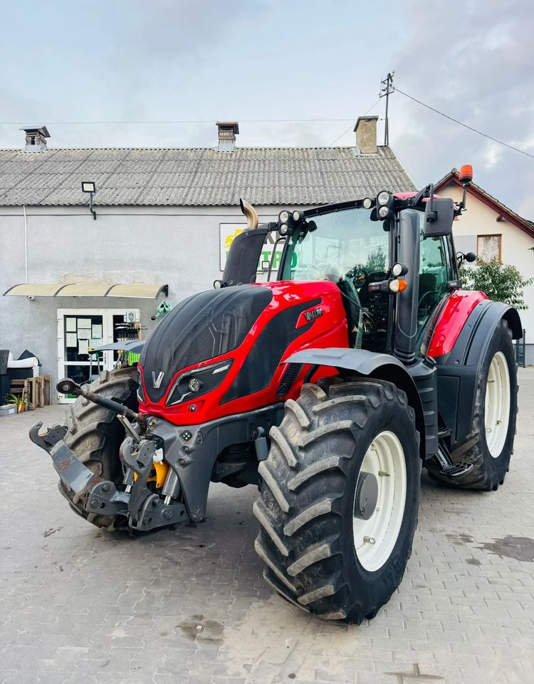 Valtra T214 ACTIVE - 장궤형 트랙터 : 사진 1 Valtra T214 ACTIVE - 장궤형 트랙터 : 사진 1