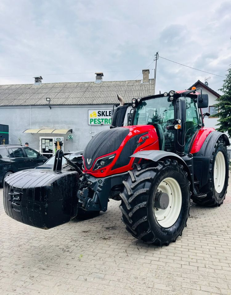 Valtra T234A - 장궤형 트랙터 : 사진 1 Valtra T234A - 장궤형 트랙터 : 사진 1
