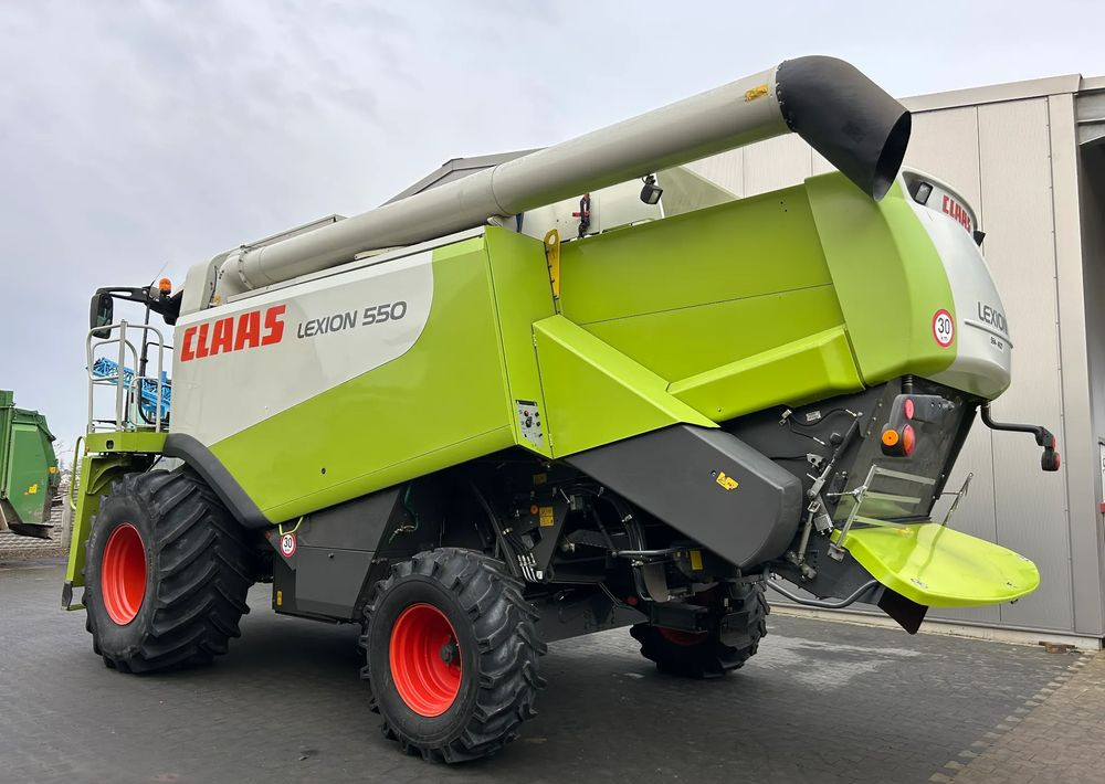 Claas Lexion 550 - 장궤형 트랙터 : 사진 4 Claas Lexion 550 - 장궤형 트랙터 : 사진 4