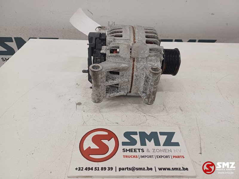 Caterpillar Alternator Caterpillar - 얼터네이터 자재 취급 장비 용 : 사진 1 Caterpillar Alternator Caterpillar - 얼터네이터 자재 취급 장비 용 : 사진 1