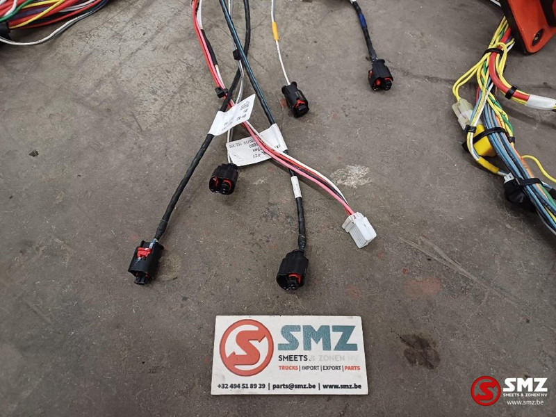 Caterpillar Cabin wire harness Caterpillar - 케이블/ 와이어 하니스 트럭 용 : 사진 3 Caterpillar Cabin wire harness Caterpillar - 케이블/ 와이어 하니스 트럭 용 : 사진 3