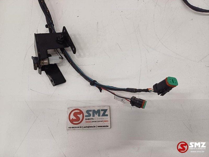 Caterpillar Wiring harnesses chassis + lightning Caterpillar - 케이블/ 와이어 하니스 트럭 용 : 사진 4 Caterpillar Wiring harnesses chassis + lightning Caterpillar - 케이블/ 와이어 하니스 트럭 용 : 사진 4