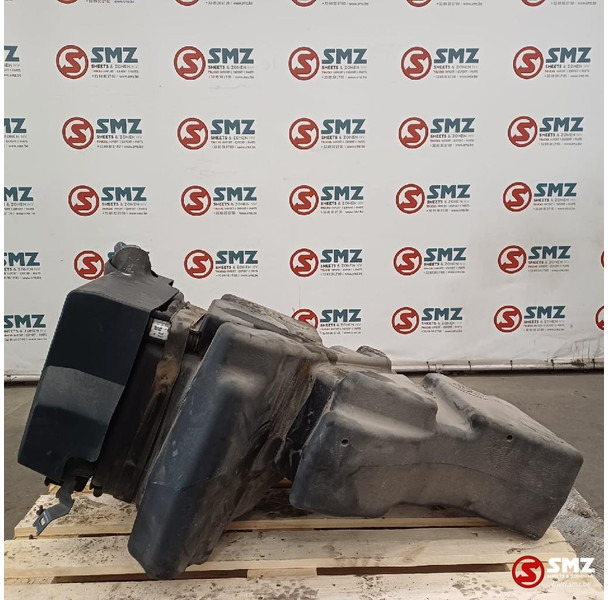 DAF Occ AdBluetank 90L DAF - 연료 시스템 트럭 용 : 사진 2 DAF Occ AdBluetank 90L DAF - 연료 시스템 트럭 용 : 사진 2