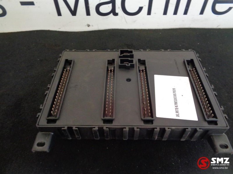 DAF Occ Zekeringskast daf 1795419 - 퓨즈 트럭 용 : 사진 3 DAF Occ Zekeringskast daf 1795419 - 퓨즈 트럭 용 : 사진 3