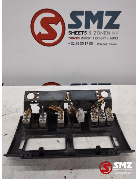 DAF Occ dashbord instrumentenpaneel DAF - 운전실 및 내부 트럭 용 : 사진 2 DAF Occ dashbord instrumentenpaneel DAF - 운전실 및 내부 트럭 용 : 사진 2