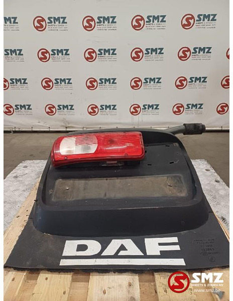 DAF Occ spatbord achteraan links DAF - 보디 및 외관 트럭 용 : 사진 1 DAF Occ spatbord achteraan links DAF - 보디 및 외관 트럭 용 : 사진 1
