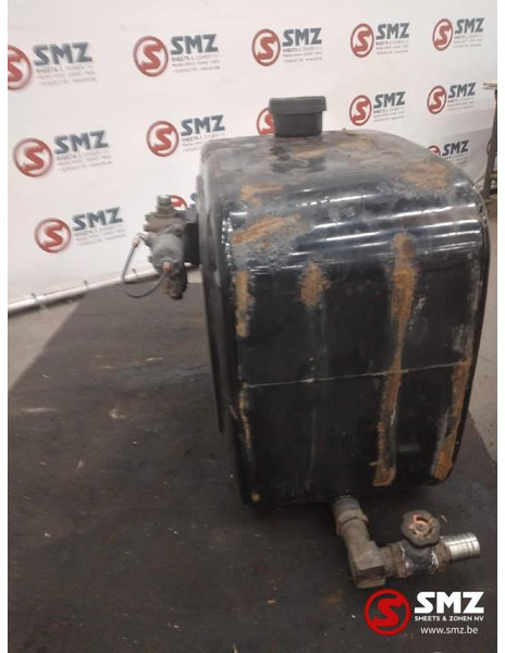 Diversen Occ hydraulische tank 150L 67cmx37cmx63cm - 유압 탱크 트럭 용 : 사진 3 Diversen Occ hydraulische tank 150L 67cmx37cmx63cm - 유압 탱크 트럭 용 : 사진 3