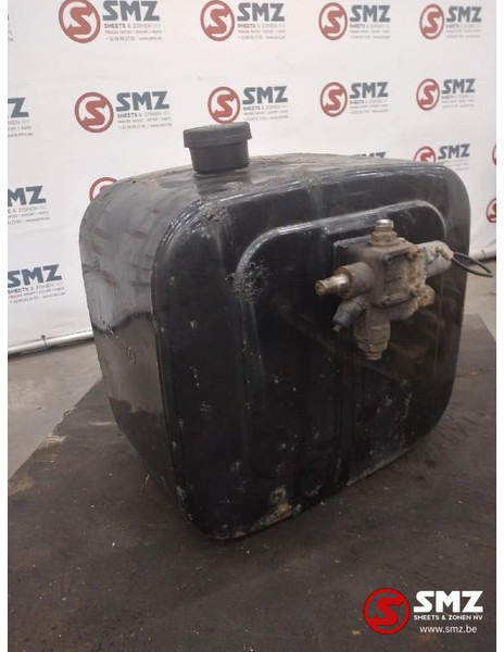 Diversen Occ hydraulische tank 150L 67cmx37cmx63cm - 유압 탱크 트럭 용 : 사진 1 Diversen Occ hydraulische tank 150L 67cmx37cmx63cm - 유압 탱크 트럭 용 : 사진 1