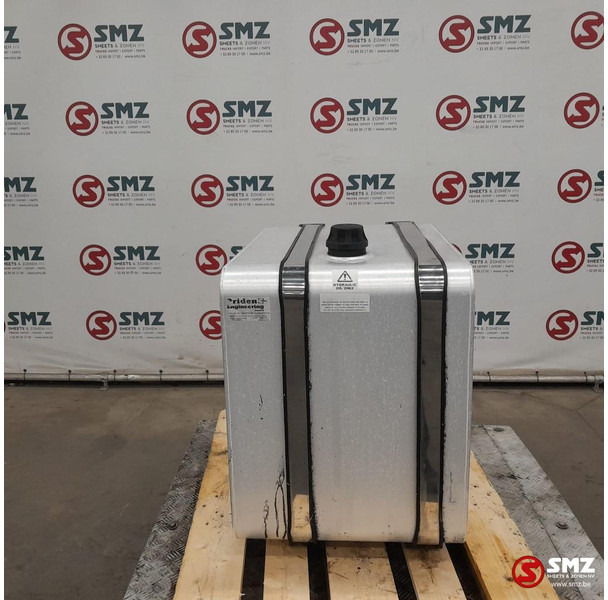 Diversen Occ hydraulische tank 200L - 유압 탱크 트럭 용 : 사진 1 Diversen Occ hydraulische tank 200L - 유압 탱크 트럭 용 : 사진 1