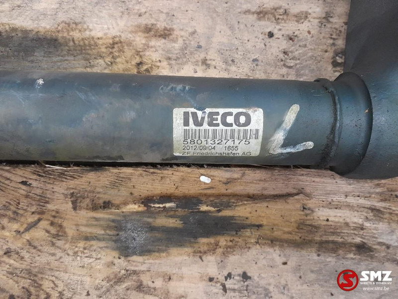 Iveco Occ cabinekantelbeugel Iveco - 운전실 서스펜션 트럭 용 : 사진 3 Iveco Occ cabinekantelbeugel Iveco - 운전실 서스펜션 트럭 용 : 사진 3