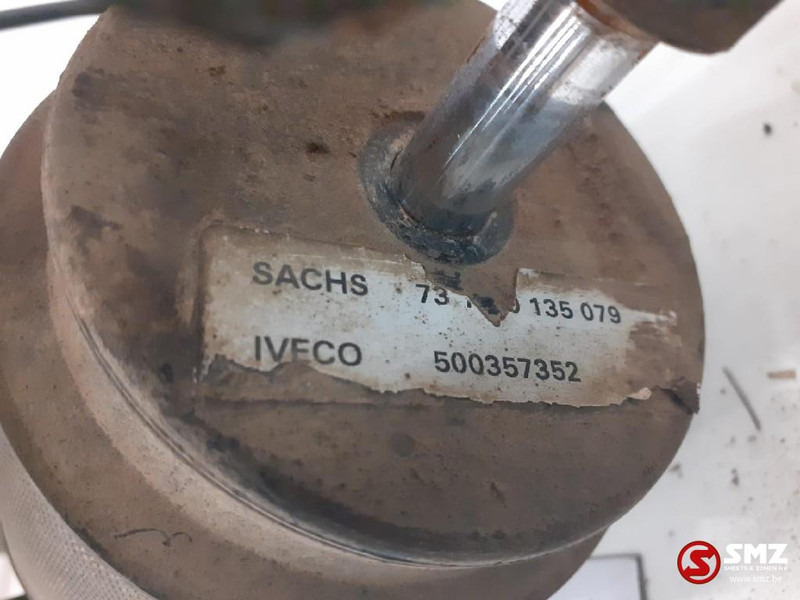 Iveco Occ cabineschokdemper + cabinesteun Iveco - 쇼크 업소버 트럭 용 : 사진 3 Iveco Occ cabineschokdemper + cabinesteun Iveco - 쇼크 업소버 트럭 용 : 사진 3