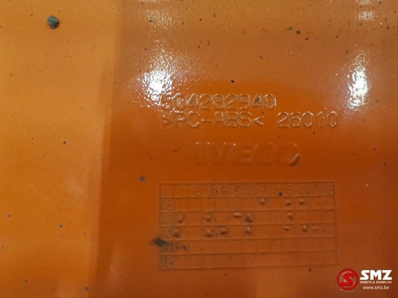 Iveco Occ zijspoiler links Iveco Stralis - 공기역학/ 스포일러 트럭 용 : 사진 2 Iveco Occ zijspoiler links Iveco Stralis - 공기역학/ 스포일러 트럭 용 : 사진 2
