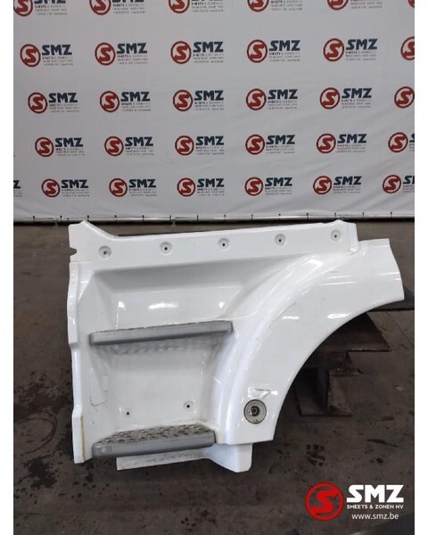 MAN Occ Opstapbak links MAN TGX 81615100923 - 걸음 트럭 용 : 사진 1 MAN Occ Opstapbak links MAN TGX 81615100923 - 걸음 트럭 용 : 사진 1