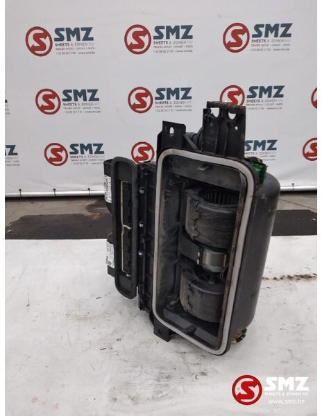 MAN Occ kachelhuis MAN TGX 81619006444 - 난방/ 환기 트럭 용 : 사진 4 MAN Occ kachelhuis MAN TGX 81619006444 - 난방/ 환기 트럭 용 : 사진 4