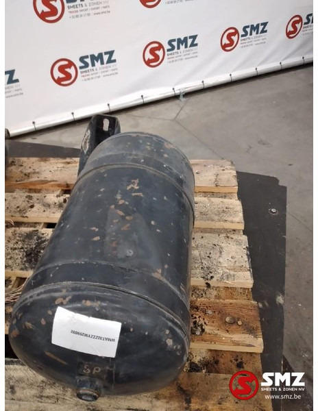 MAN Occ set luchtketels MAN F2000 20L 12.5 Bar 8151401 - 예비 부속 트럭 용 : 사진 2 MAN Occ set luchtketels MAN F2000 20L 12.5 Bar 8151401 - 예비 부속 트럭 용 : 사진 2