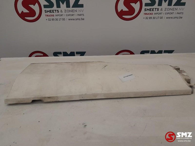 MAN Occ spatbord MAN TGX 81615100409 - 보디 및 외관 트럭 용 : 사진 1 MAN Occ spatbord MAN TGX 81615100409 - 보디 및 외관 트럭 용 : 사진 1