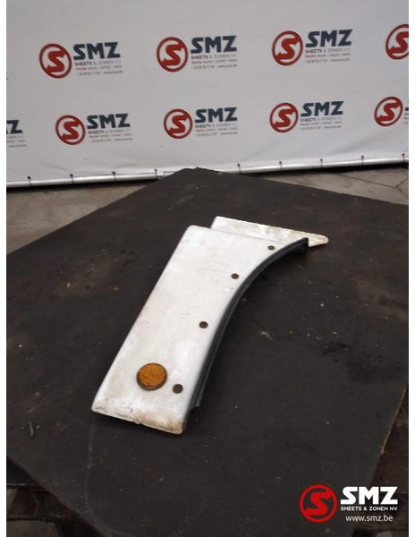 MAN Occ spatbord vooraan rechts MAN TGX 81664100306 81 - 보디 및 외관 트럭 용 : 사진 1 MAN Occ spatbord vooraan rechts MAN TGX 81664100306 81 - 보디 및 외관 트럭 용 : 사진 1