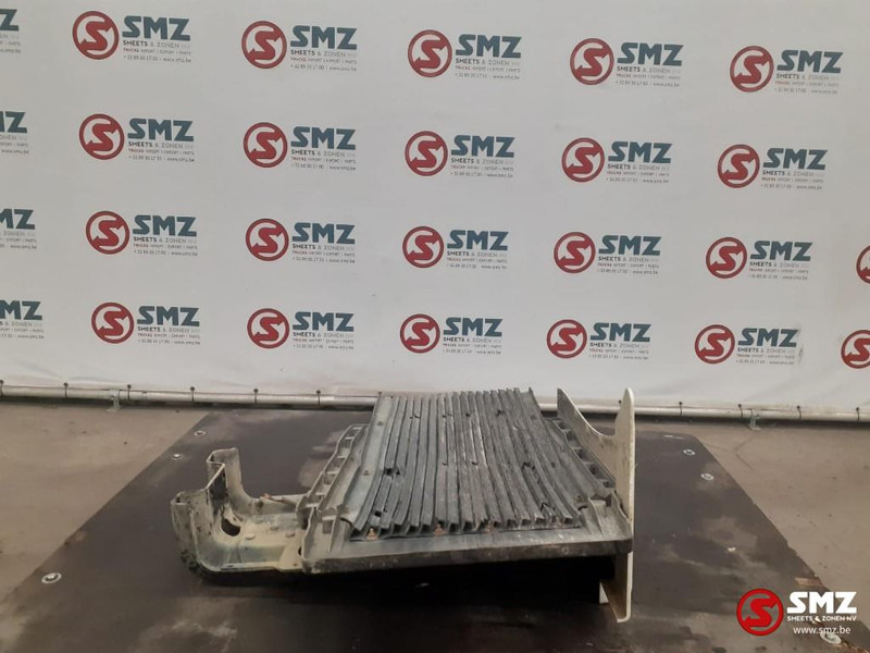 MAN Occ spatbord vooraan rechts + spatbordhouder MAN - 보디 및 외관 트럭 용 : 사진 4 MAN Occ spatbord vooraan rechts + spatbordhouder MAN - 보디 및 외관 트럭 용 : 사진 4