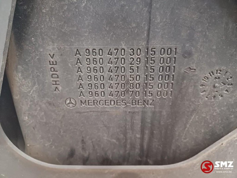 Mercedes-Benz Occ AdBluetank Mercedes - 연료 시스템 트럭 용 : 사진 5 Mercedes-Benz Occ AdBluetank Mercedes - 연료 시스템 트럭 용 : 사진 5