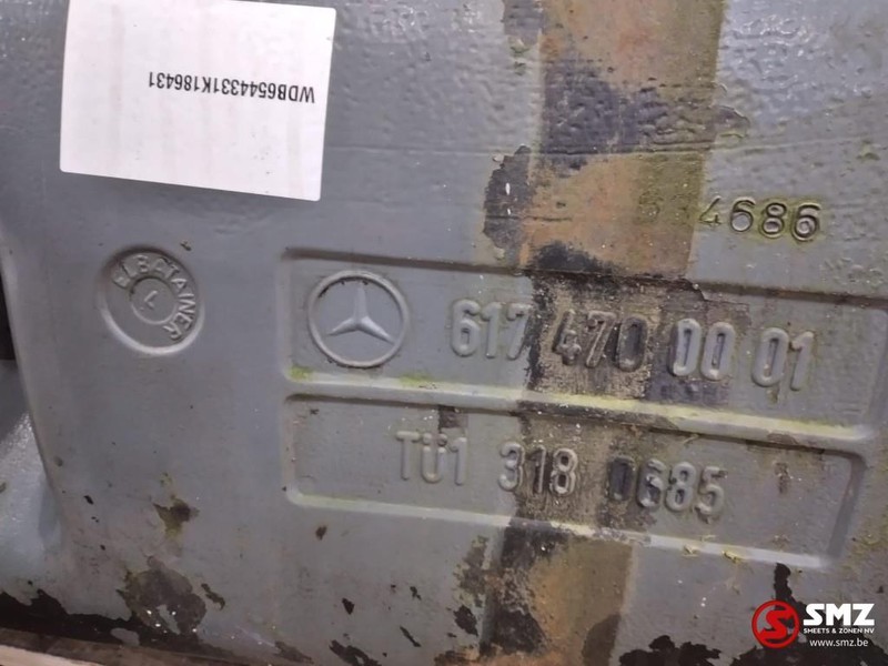 Mercedes-Benz Occ Brandstoftank 210L Mercedes 2527 - 연료 탱크 트럭 용 : 사진 4 Mercedes-Benz Occ Brandstoftank 210L Mercedes 2527 - 연료 탱크 트럭 용 : 사진 4