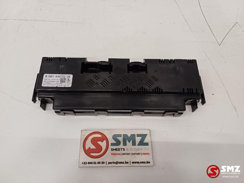 Mercedes-Benz Occ ECU besturingseenheid Mercedes - ECU 트럭 용 : 사진 1 Mercedes-Benz Occ ECU besturingseenheid Mercedes - ECU 트럭 용 : 사진 1