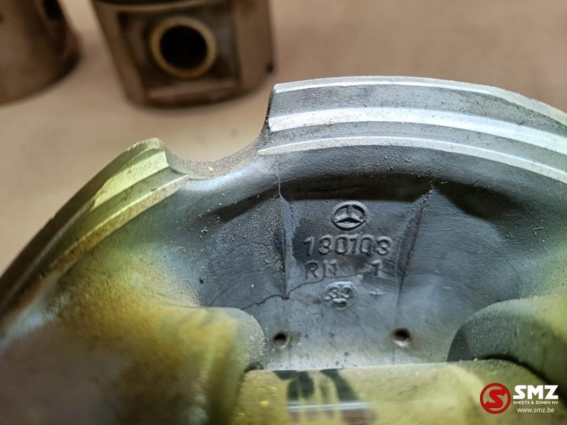 Mercedes-Benz Occ Zuiger 130mmSTD - 피스톤/ 링/ 부싱 트럭 용 : 사진 3 Mercedes-Benz Occ Zuiger 130mmSTD - 피스톤/ 링/ 부싱 트럭 용 : 사진 3