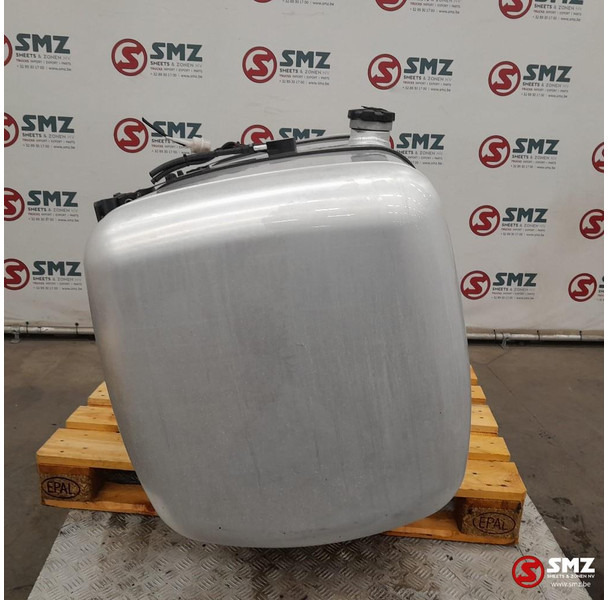 Mercedes-Benz Occ brandstoftank 630L + brandstofniveausensor Mer - 연료 탱크 트럭 용 : 사진 4 Mercedes-Benz Occ brandstoftank 630L + brandstofniveausensor Mer - 연료 탱크 트럭 용 : 사진 4