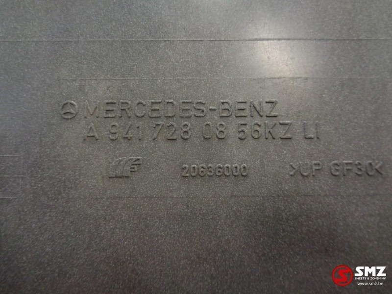 Mercedes-Benz Occ deur verlengstuk links Mercedes Actros - 운전실 및 내부 트럭 용 : 사진 2 Mercedes-Benz Occ deur verlengstuk links Mercedes Actros - 운전실 및 내부 트럭 용 : 사진 2