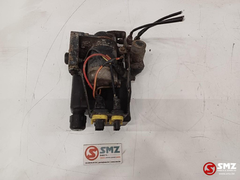 Mercedes-Benz Occ electrische cabinekantelpomp Mercedes - 프레임/ 시 트럭 용 : 사진 1 Mercedes-Benz Occ electrische cabinekantelpomp Mercedes - 프레임/ 시 트럭 용 : 사진 1