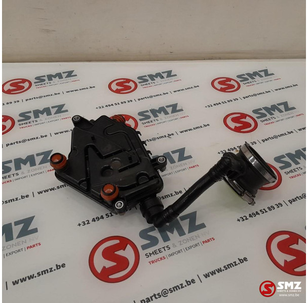 Mercedes-Benz Occ olieafscheider links AMG C63S Mercedes - 엔진 및 부품 차량 용 : 사진 4 Mercedes-Benz Occ olieafscheider links AMG C63S Mercedes - 엔진 및 부품 차량 용 : 사진 4