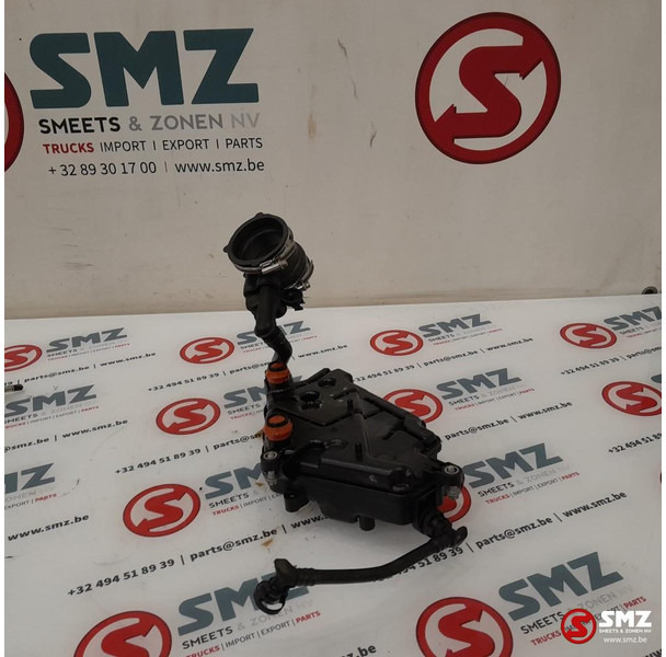 Mercedes-Benz Occ olieafscheider rechts AMG C63S Mercedes - 엔진 및 부품 차량 용 : 사진 2 Mercedes-Benz Occ olieafscheider rechts AMG C63S Mercedes - 엔진 및 부품 차량 용 : 사진 2